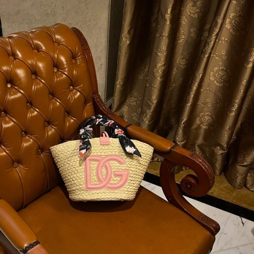 Vine woven bag