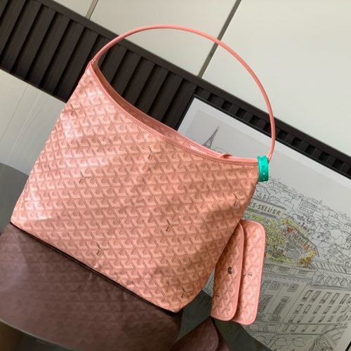 Boh E Me Hobo Bag for relaxed shoulder carry