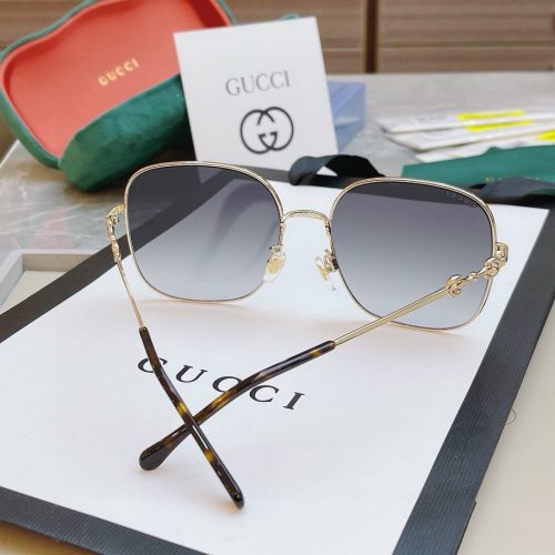 Eyeglasses