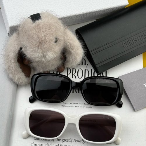 Eyeglasses