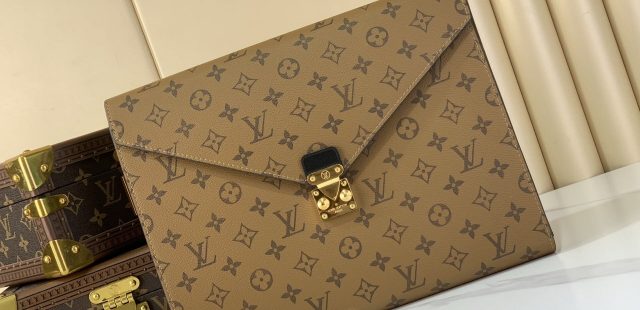 How to Style an Everyday Bag: Simple Outfit Ideas for Daily Wear